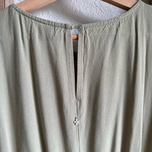 Stella DOCA Sage Green Cut Out Waist Midi Dress Sz: Large - Picture 7 of 9